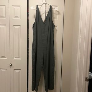 Universal thread jumpsuit